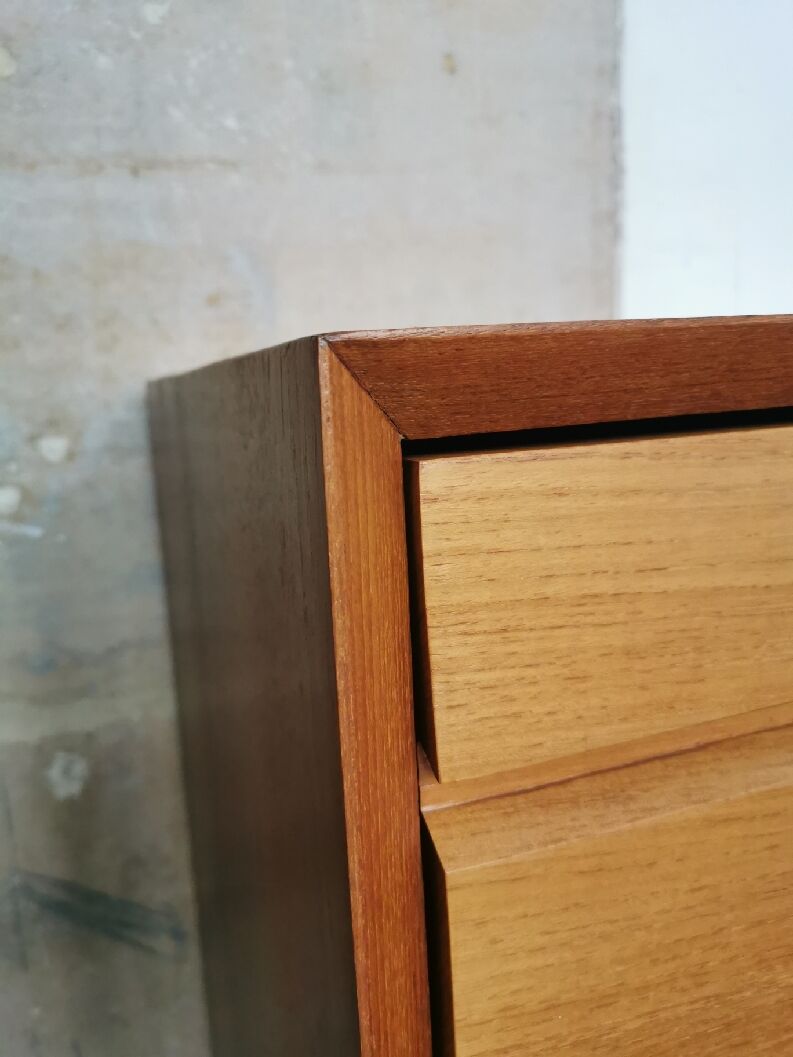 Italian drawer sideboard in solid wood 1960