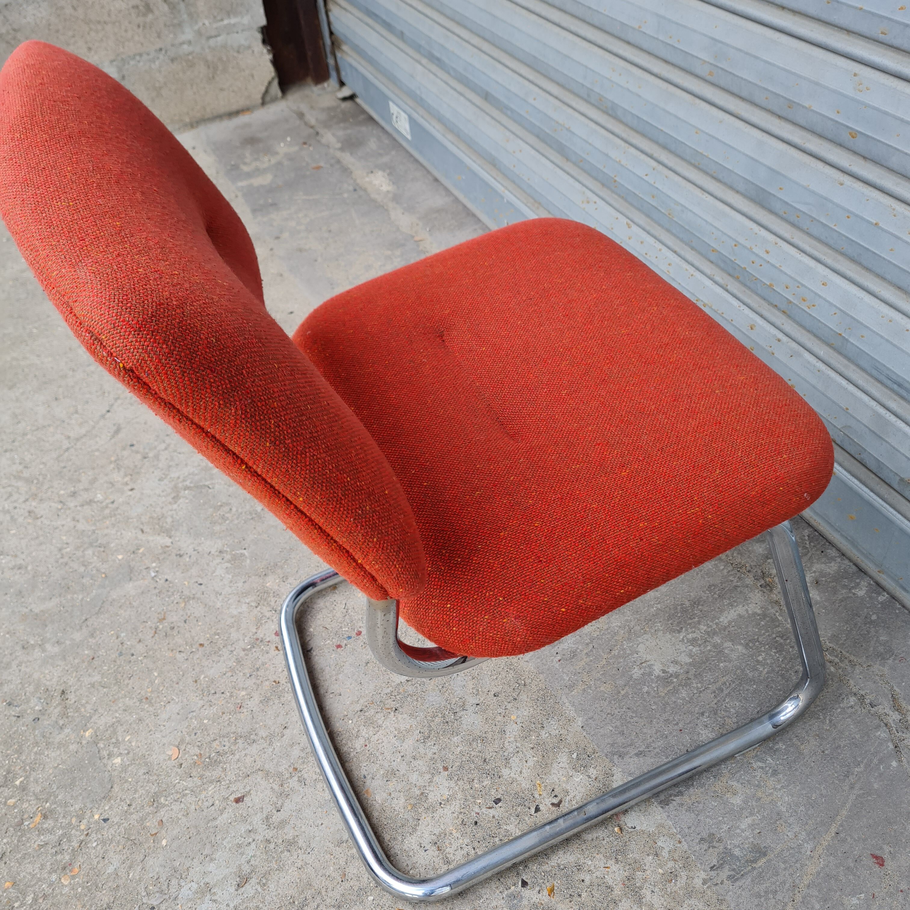 Strafor 1970 heater chair