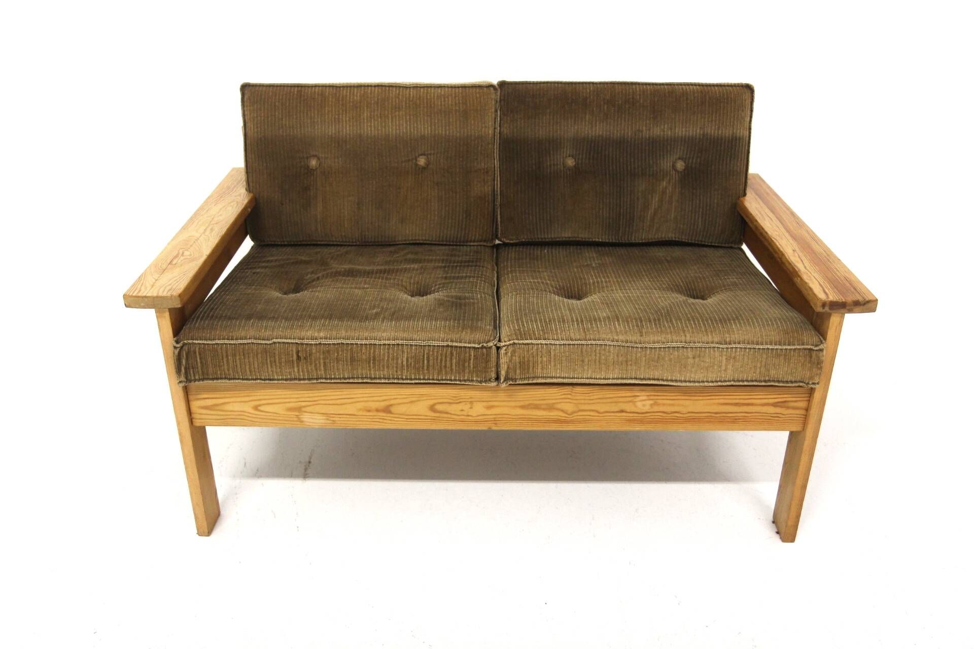 Scandinavian two-seater sofa in pine and velvet, Sweden, 1970.