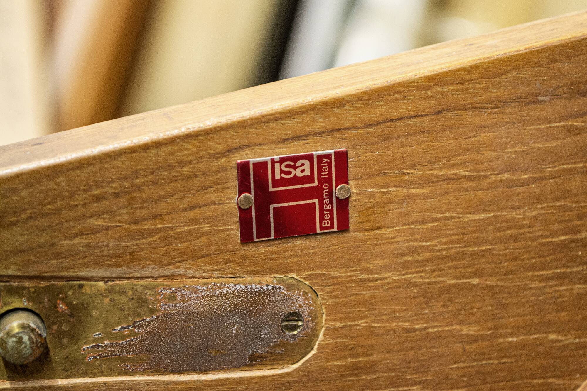 Scrittoio in legno e ferro Leonardo Fiori per ISA Bergamo Italia Anni '50