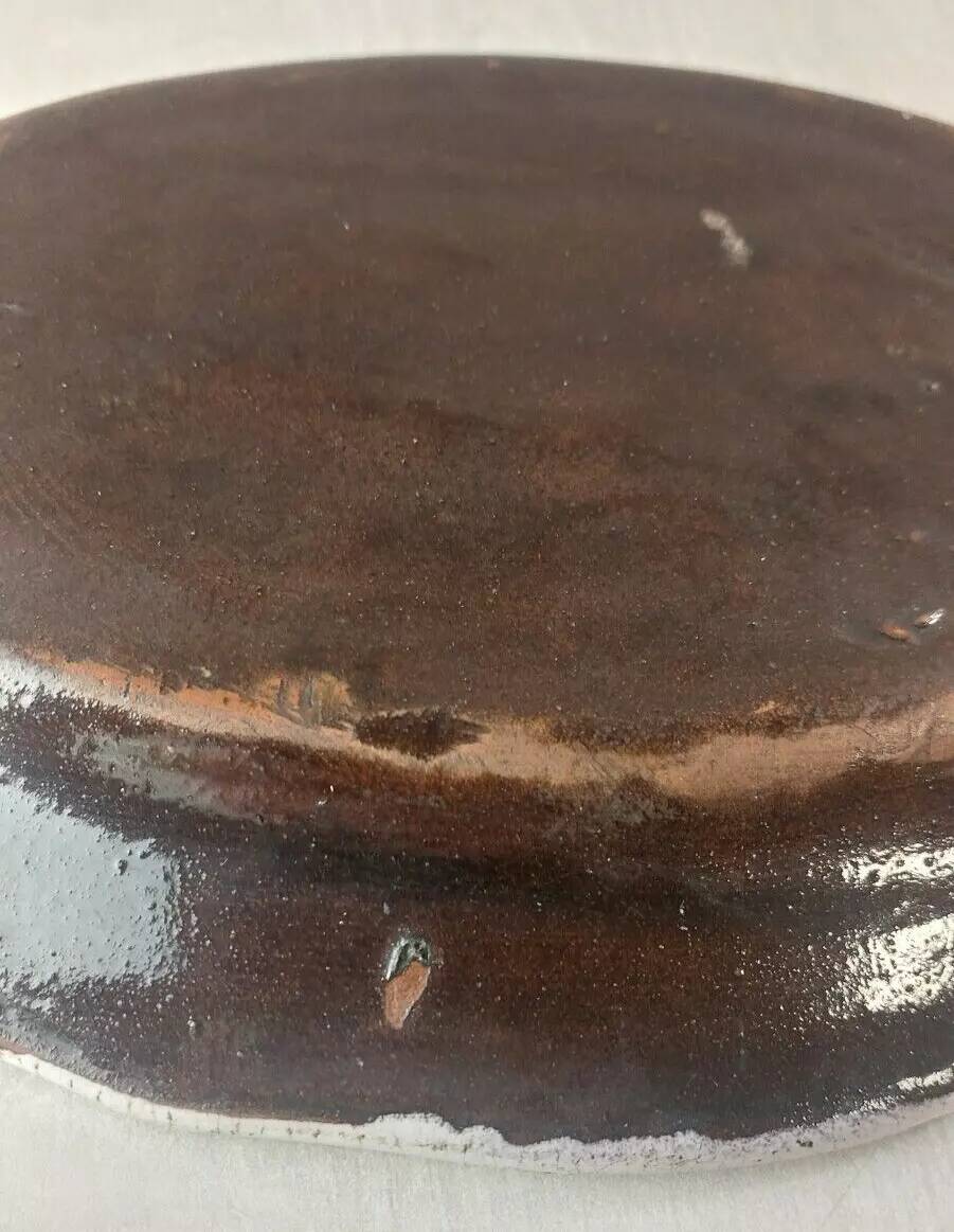 Old ceramic dish, Forges les Eaux / black bottom, late 19th century