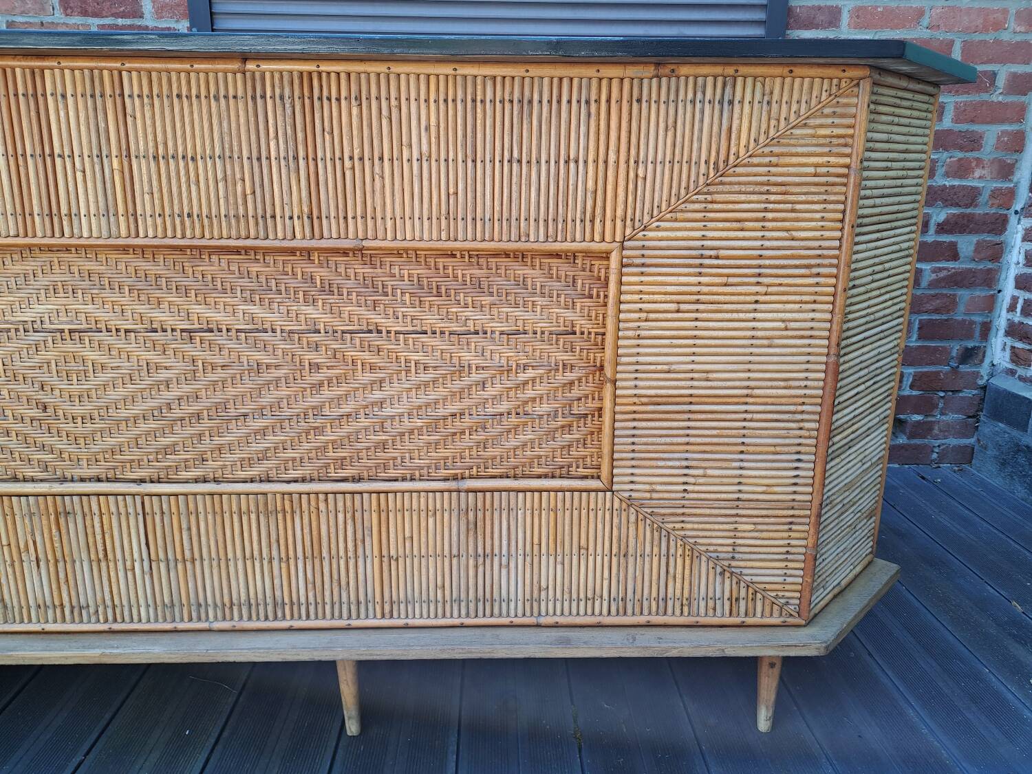 Bamboo and rattan counter