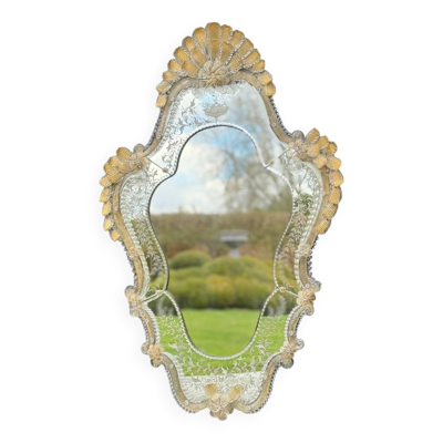 Miroir vénitien en verre de Murano doré à l’or fin, miroir gravé, vers 1950