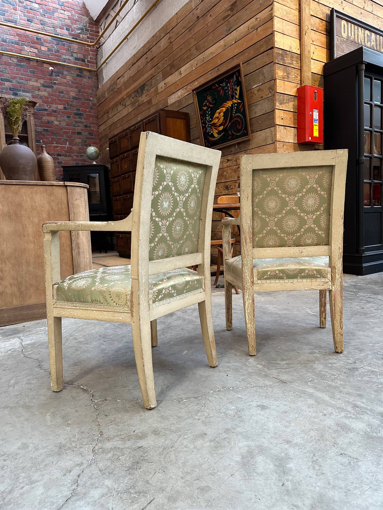 Paire de Fauteuils de Style DIRECTOIRE Début XIXème