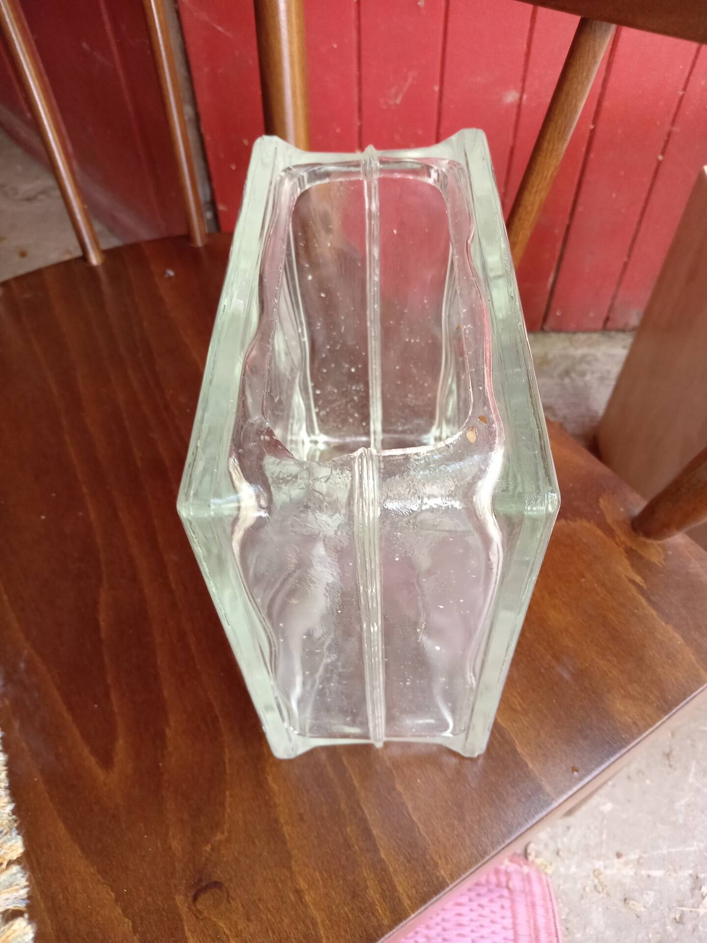 Glass vase