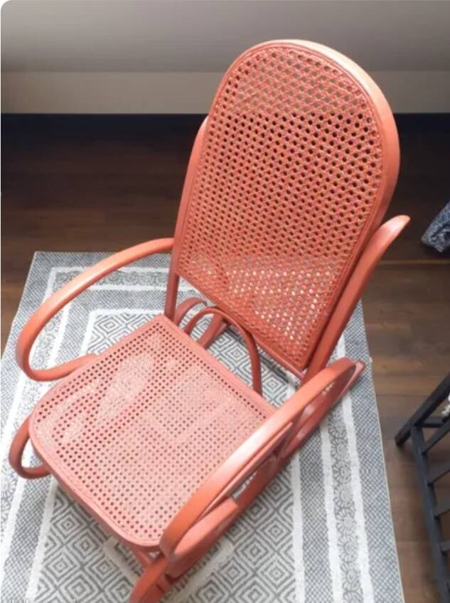 Rocking chair rouge