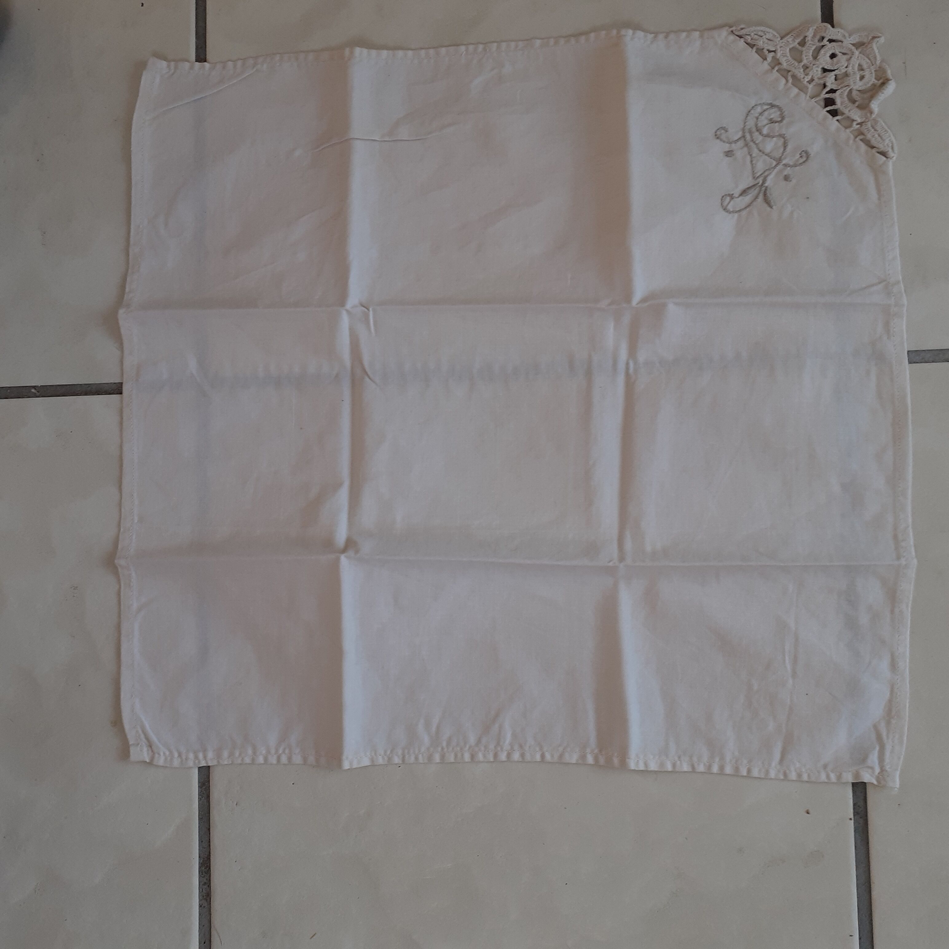 Set of 11 table towels with embroidery and handmade crochet