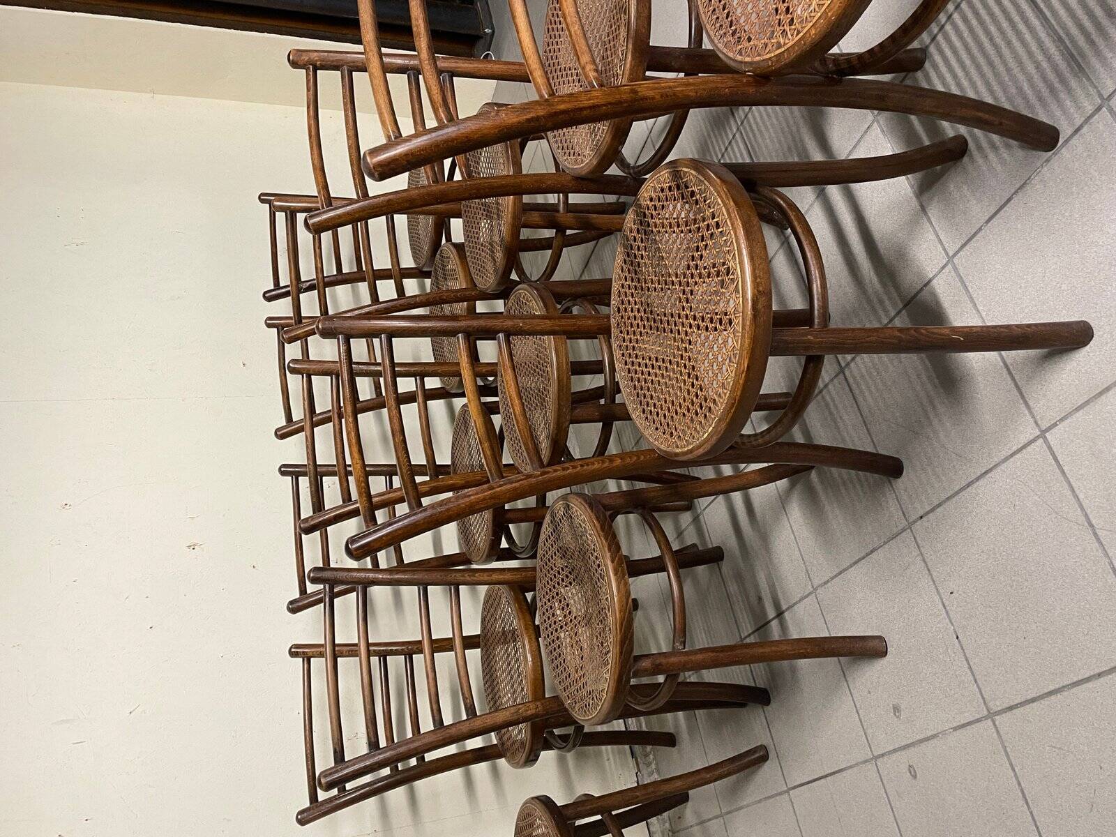 Chaises, Italie, fin XIXe siècle, lot de 11