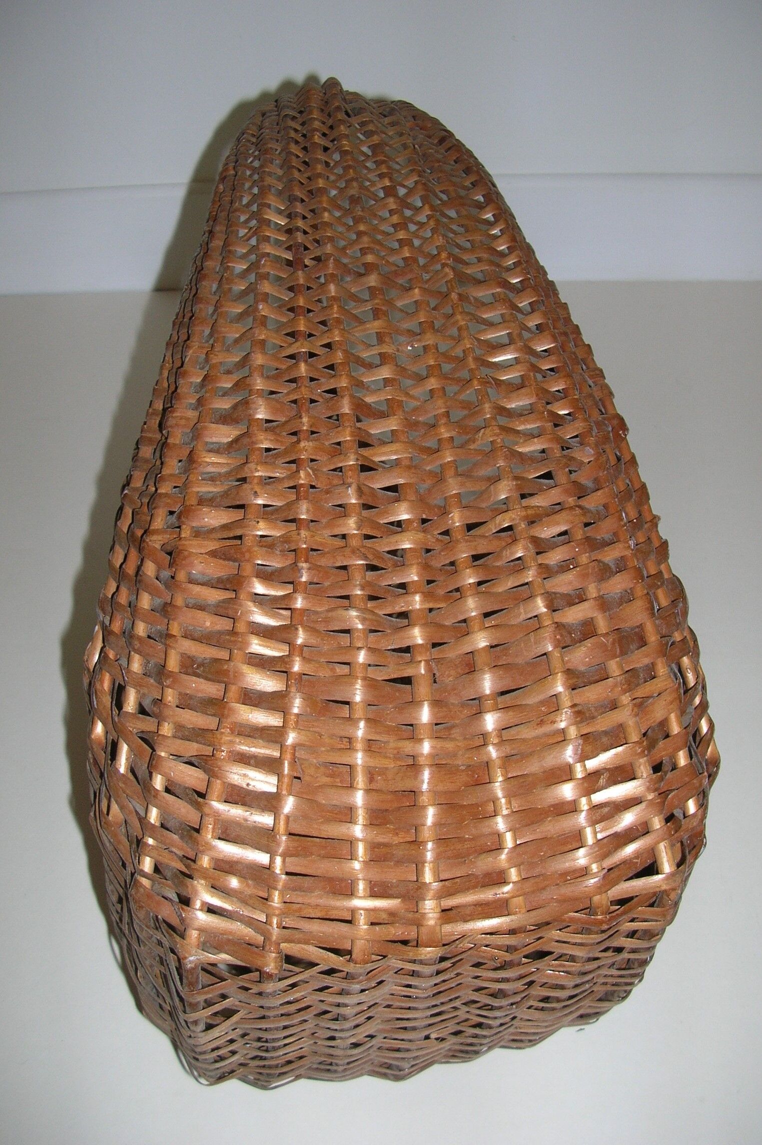 Vintage wicker basket, original format