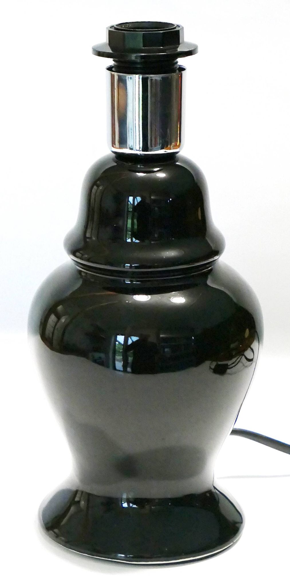 Elegant little vintage lamp base in black ceramic