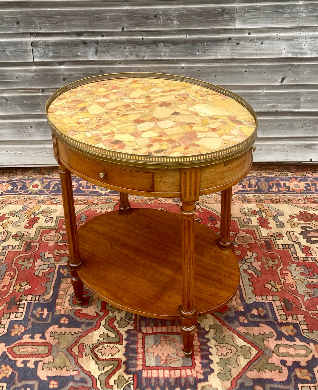 Table de salon en acajou de style louis xvi xix eme siècle