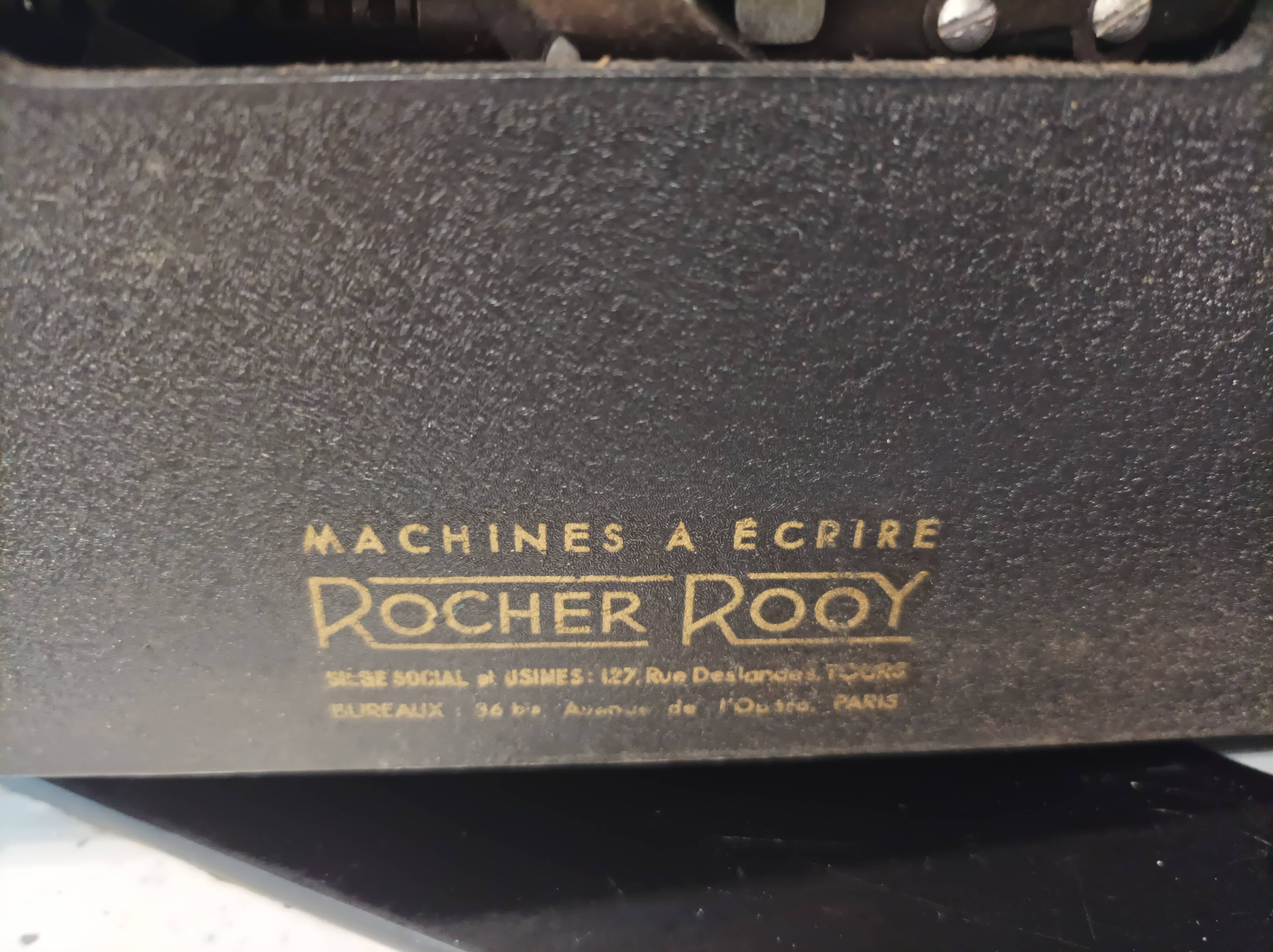 Old Rocher Rooy Functional Typewriter 1940s