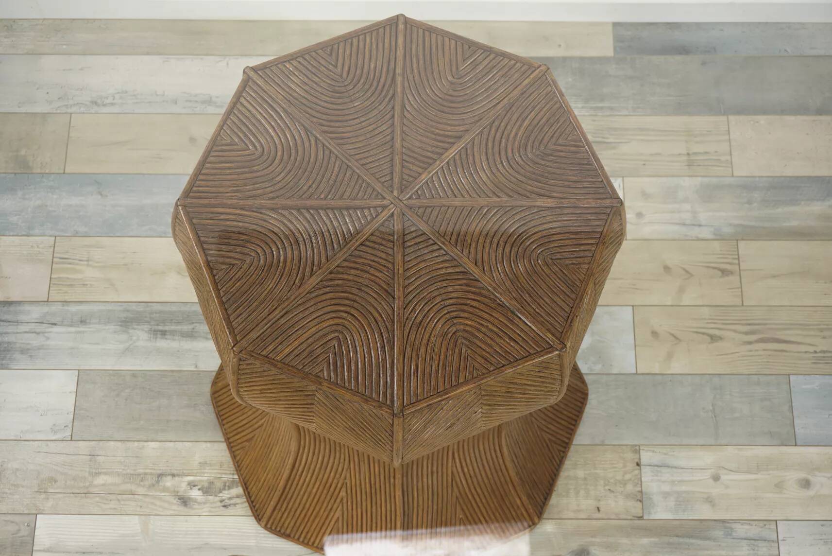 Round table from the 60s - 70s in rattan and glass