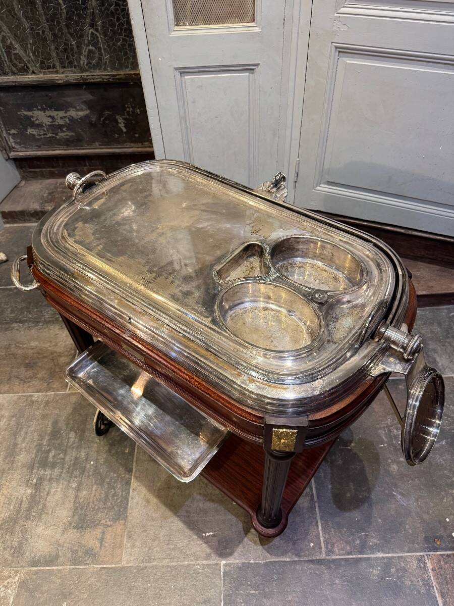 Silver-plated metal cutting trolley in the Louis XVI style