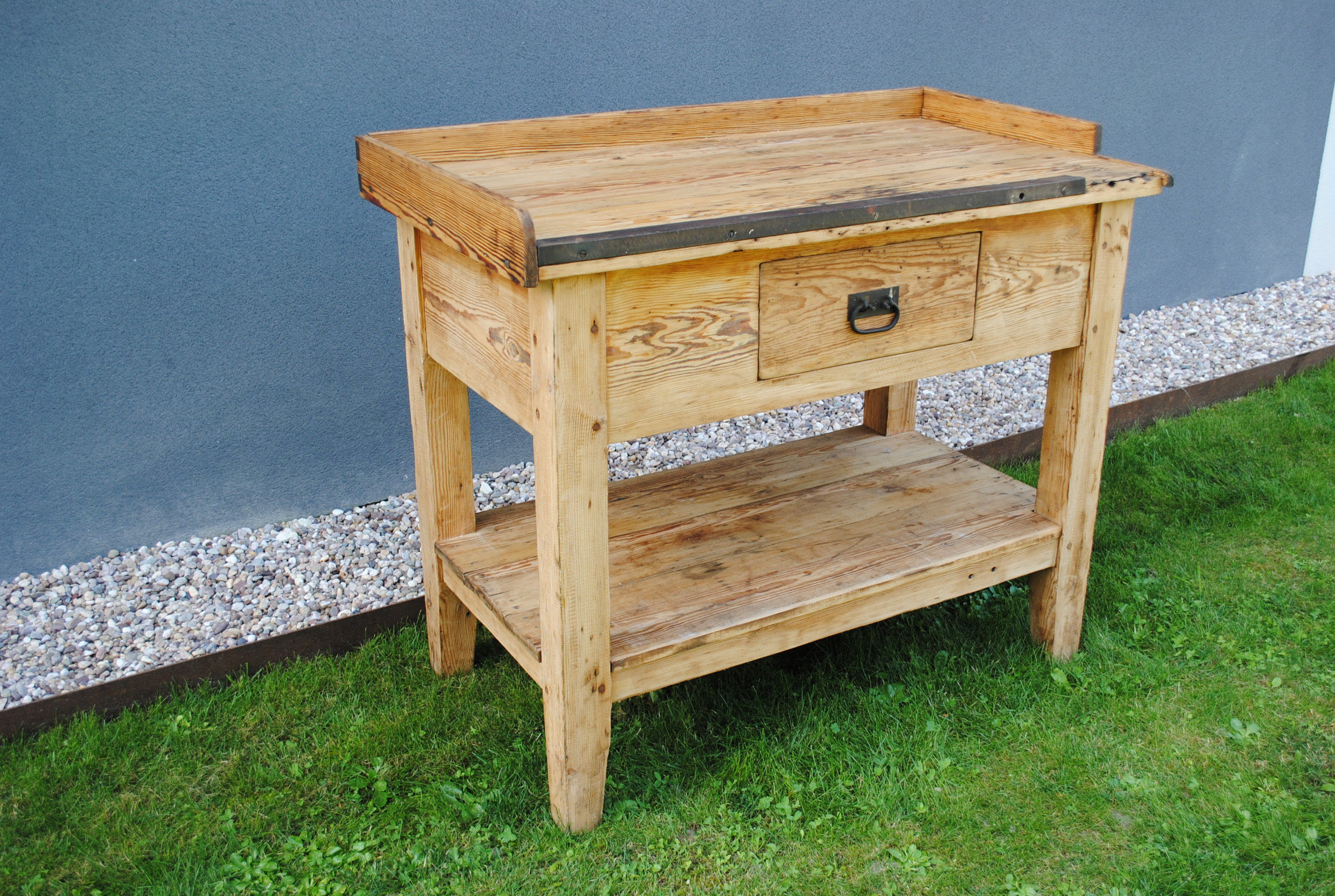Meuble de métier établi