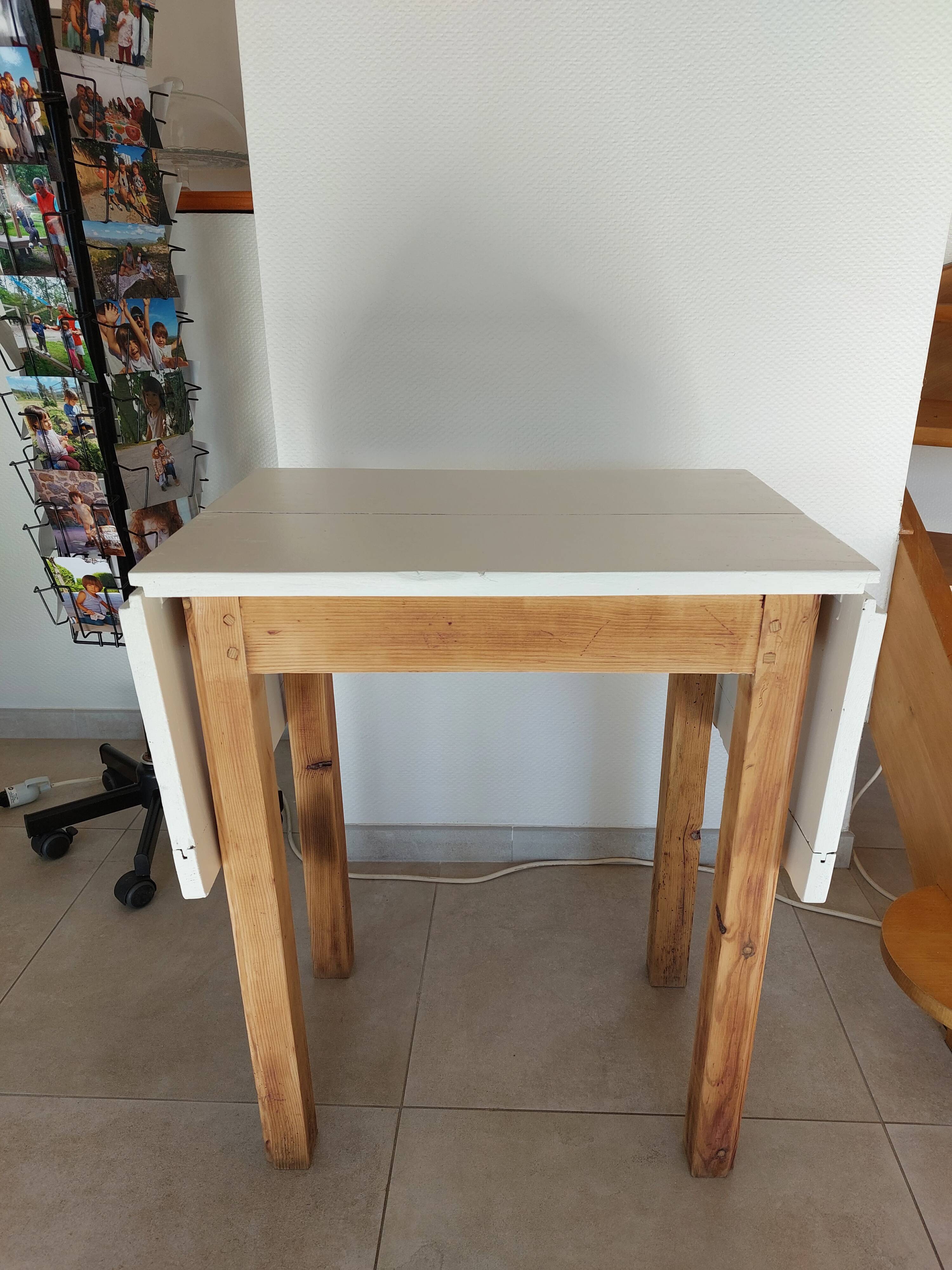Console, table with extensions
