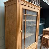 Renovated Parisian showcase