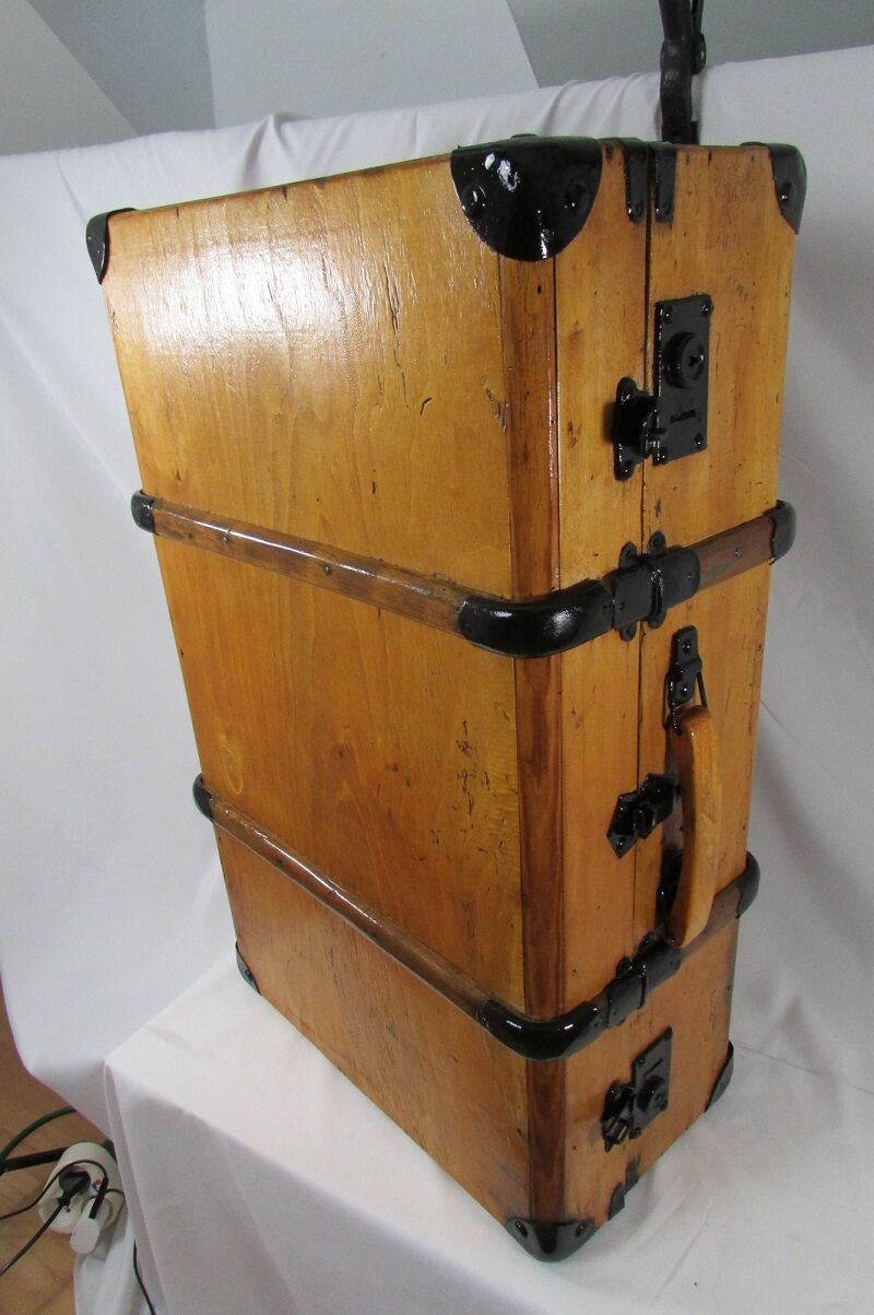 Suitcase, old wooden trunk