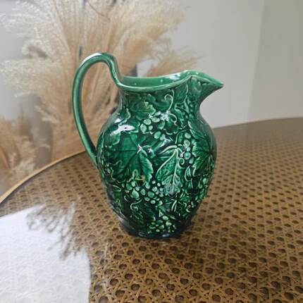 Vintage Wedgwood pitcher in green majolica - Vine and grape.