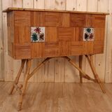 Rattan bar