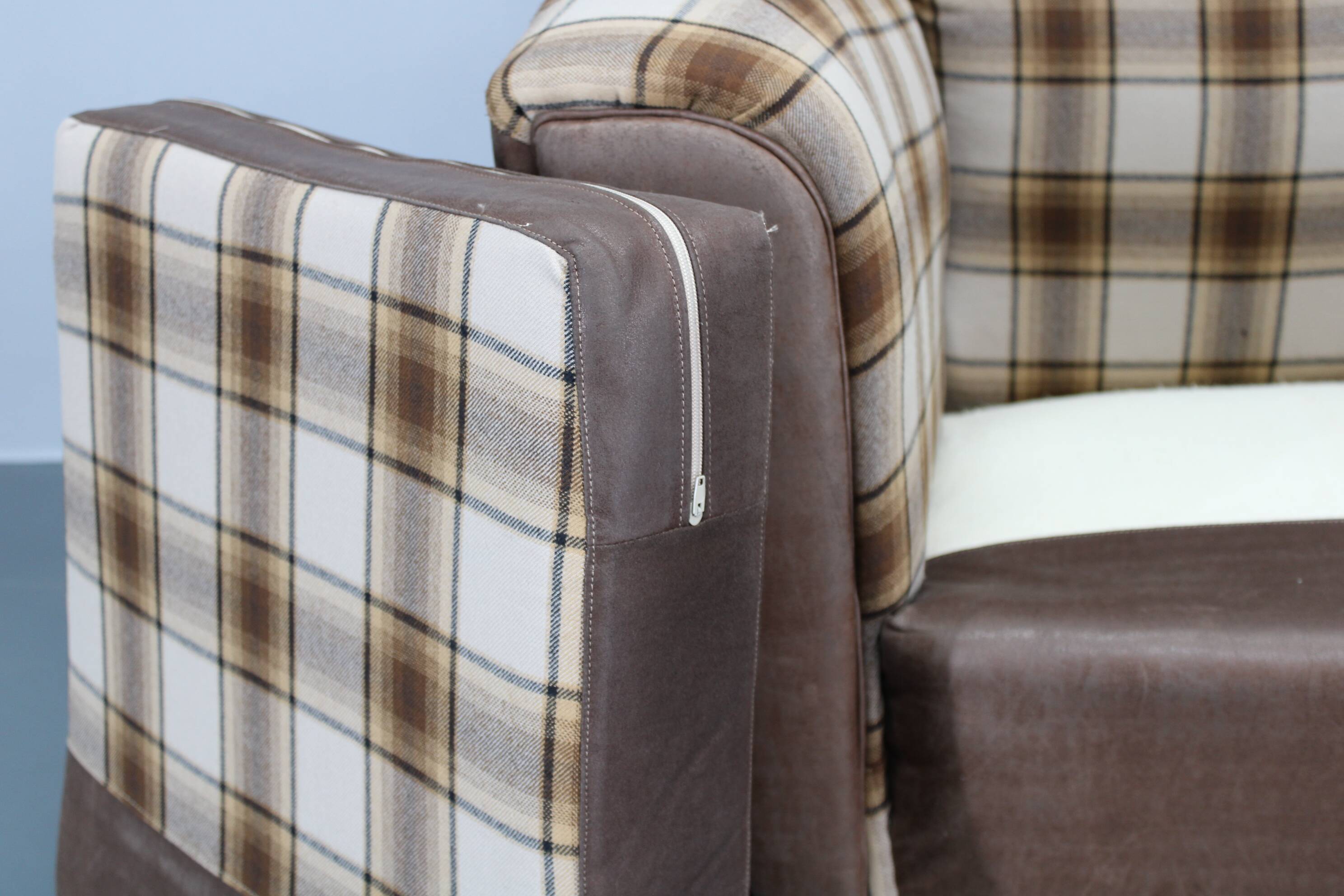 1940s Pair of Large Italian Club Armchairs