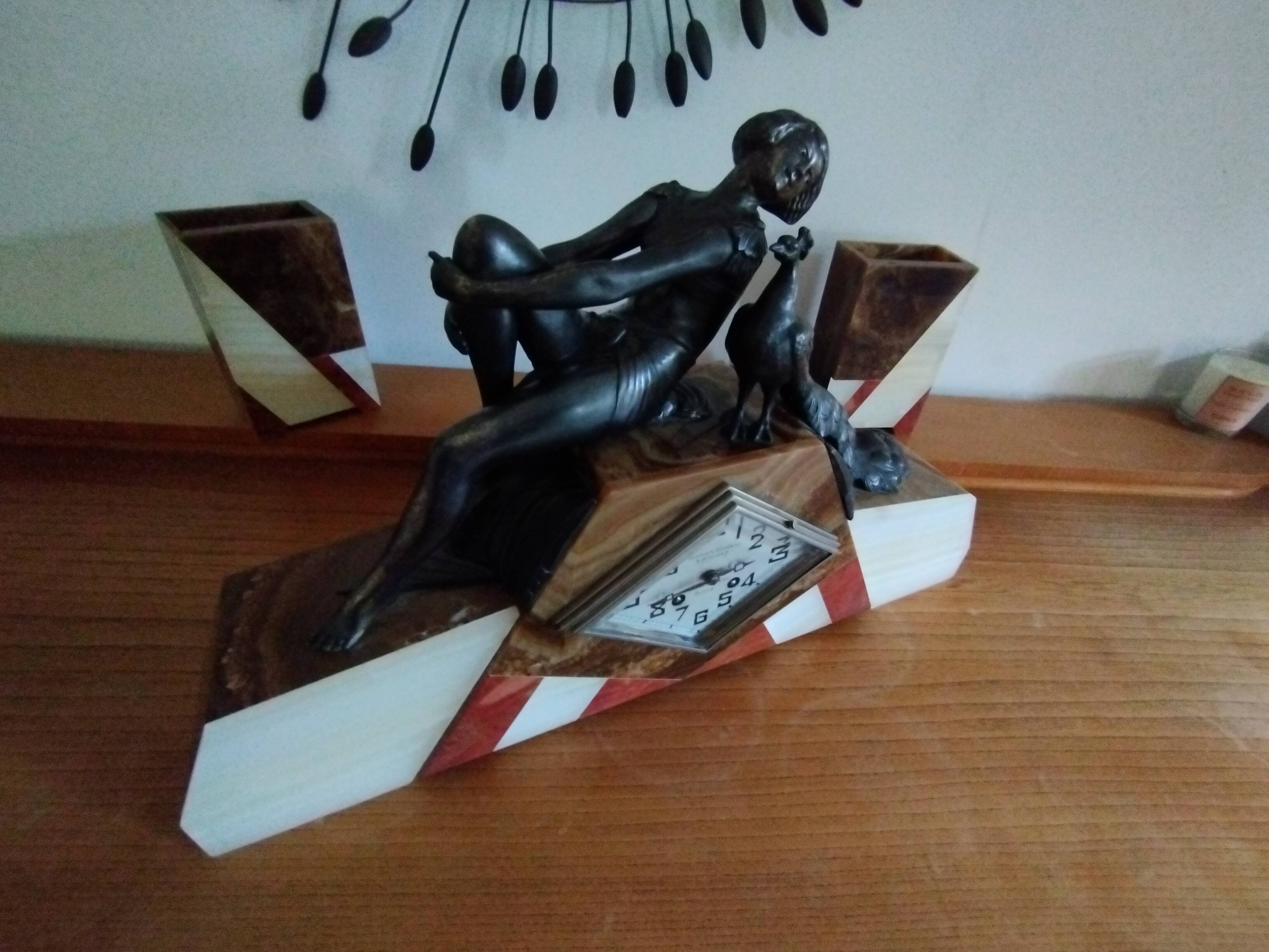 Art deco pendulum works