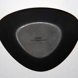 Six Alessi plates for mignardises, soft porcelain.