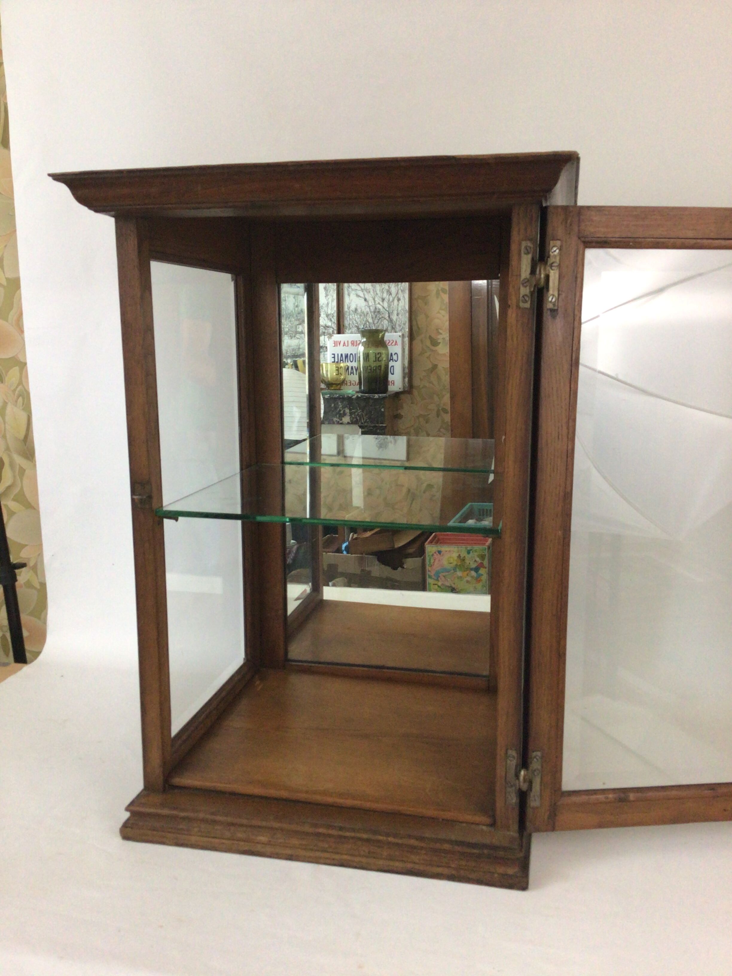 Vitrine à poser en chêne