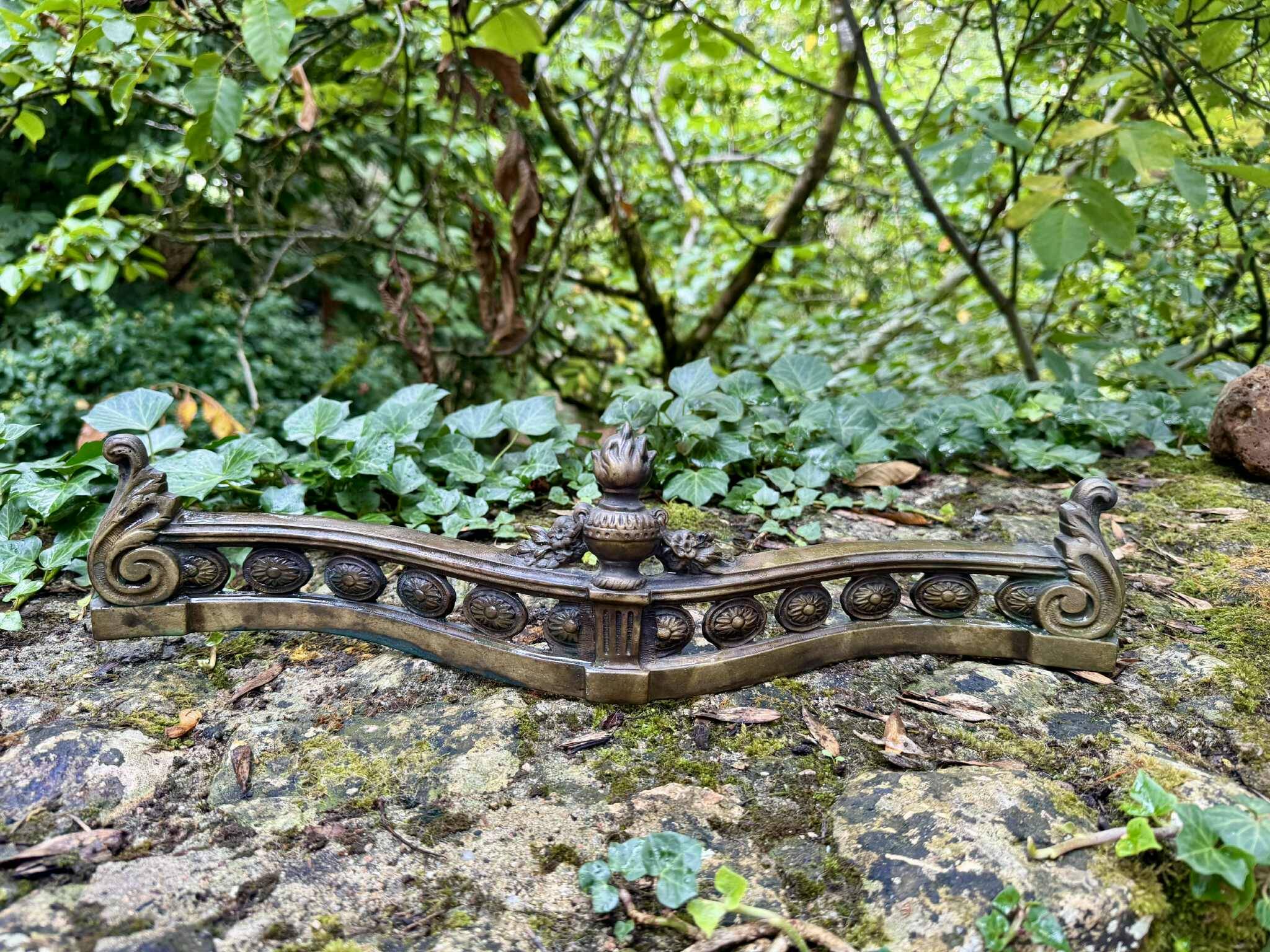 Barre de cheminée en bronze XIXe siècle