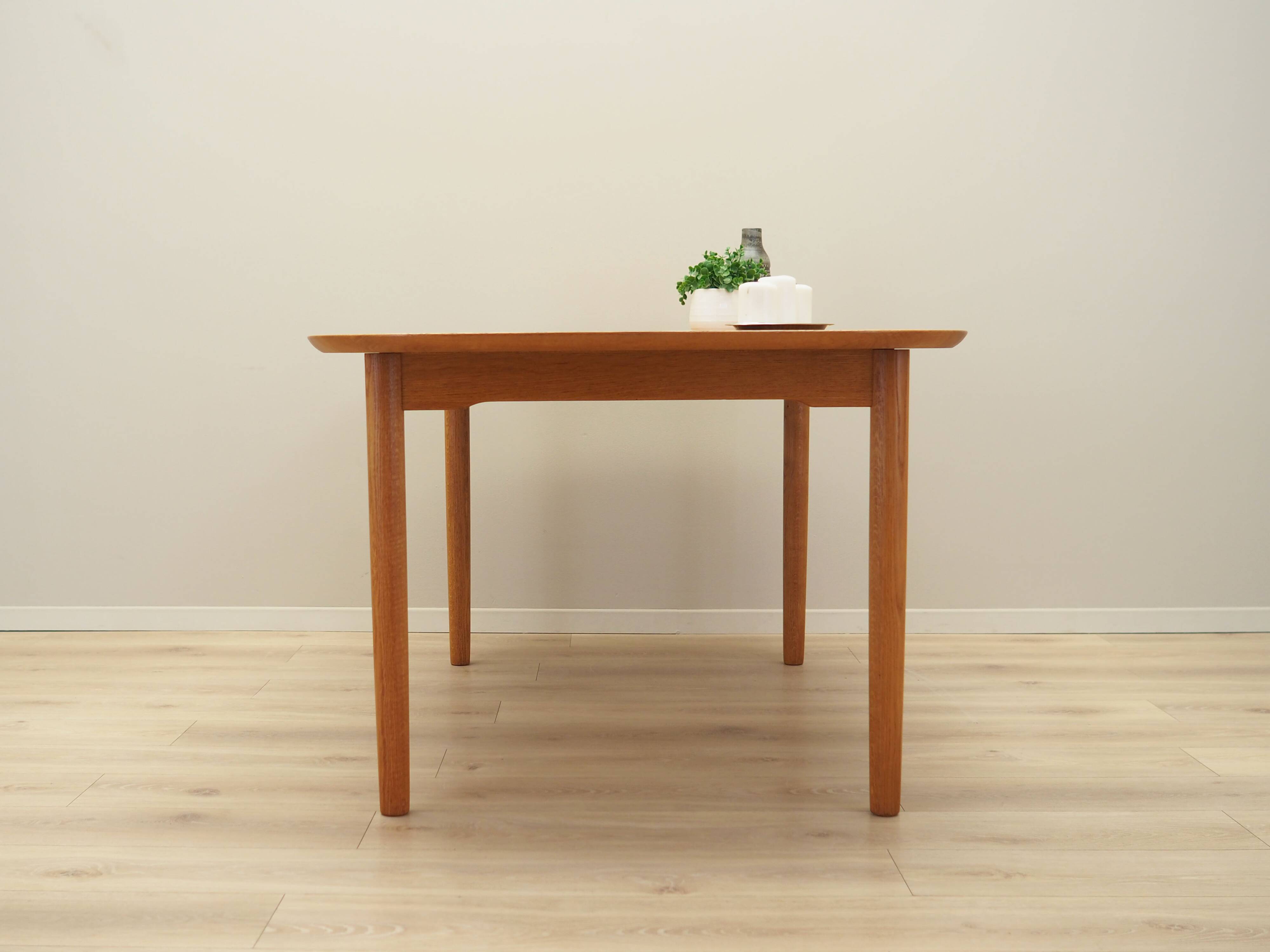 Ash table, Danish design, 1960s, designer: Gunnar Falsig, manufacturer: Hol