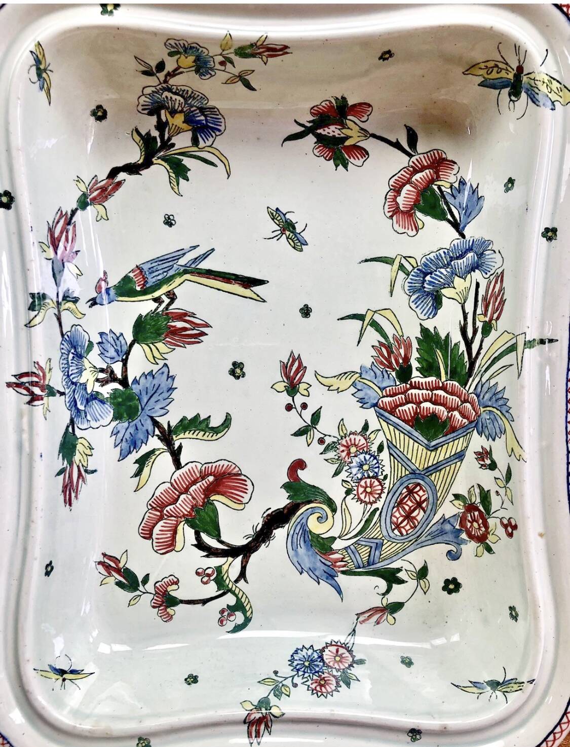Ancien plat couvert faïence Gien modèle corne d’abondance XIX