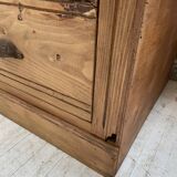 Convenient pine workshop furniture