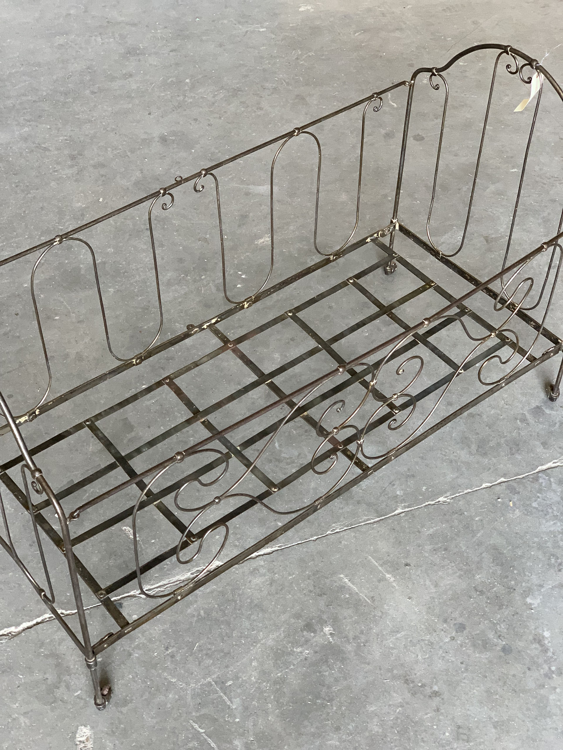 Children's bed wrought iron bench