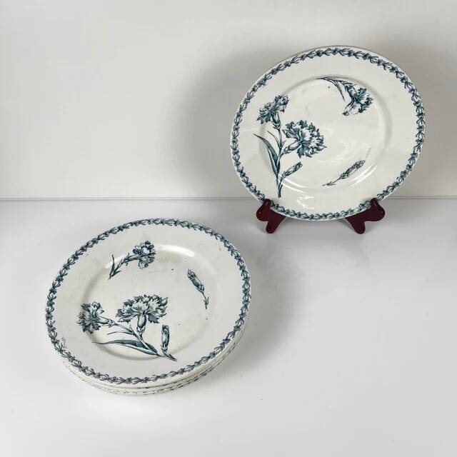 Set of 6 flat plates model "Oeillet", KG Lunéville, ironstone, 19th century