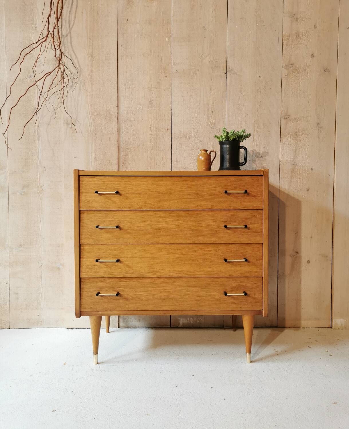 Vintage chest of drawers