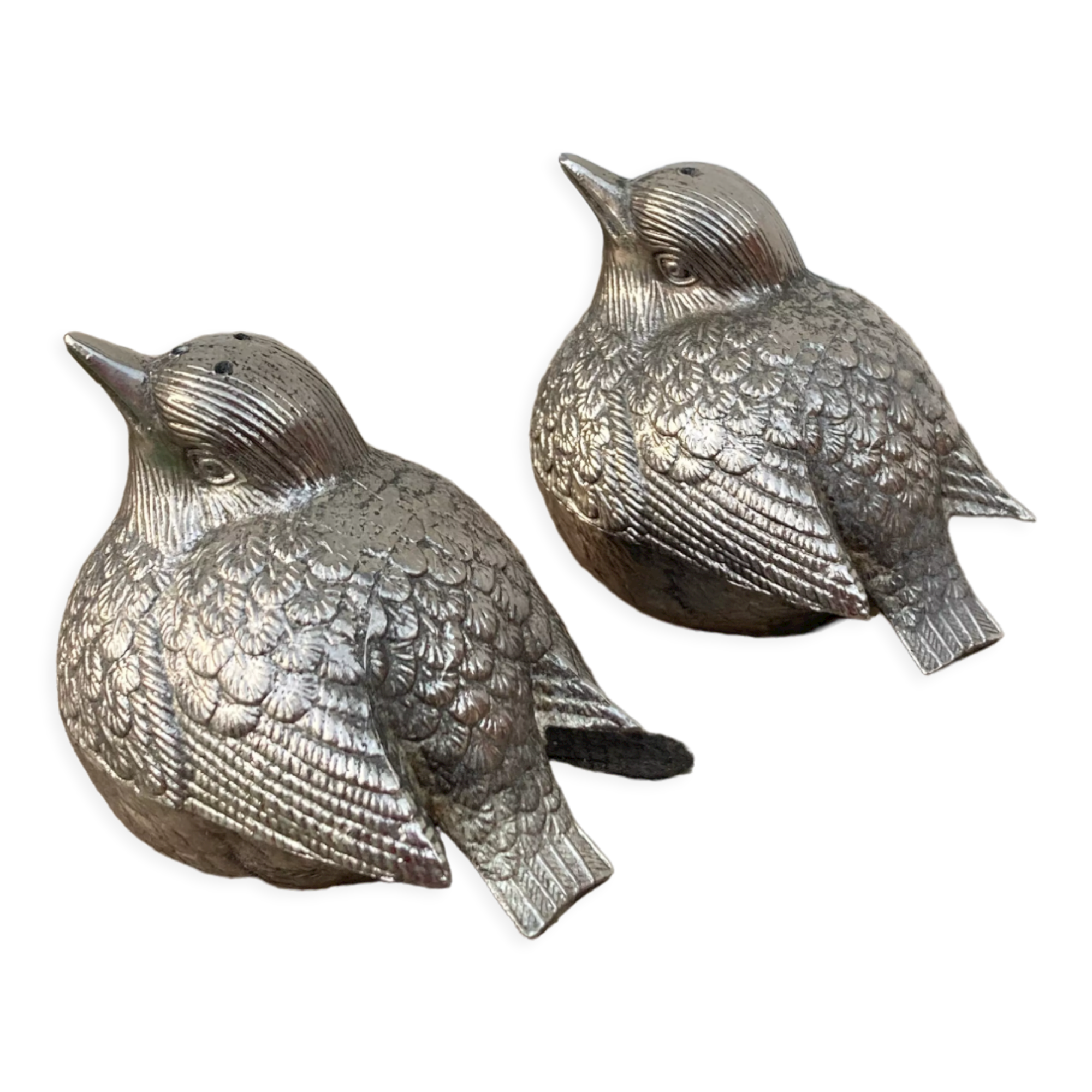 Duo of salt shaker and pepper in the shape of a bird in silver metal and its basket