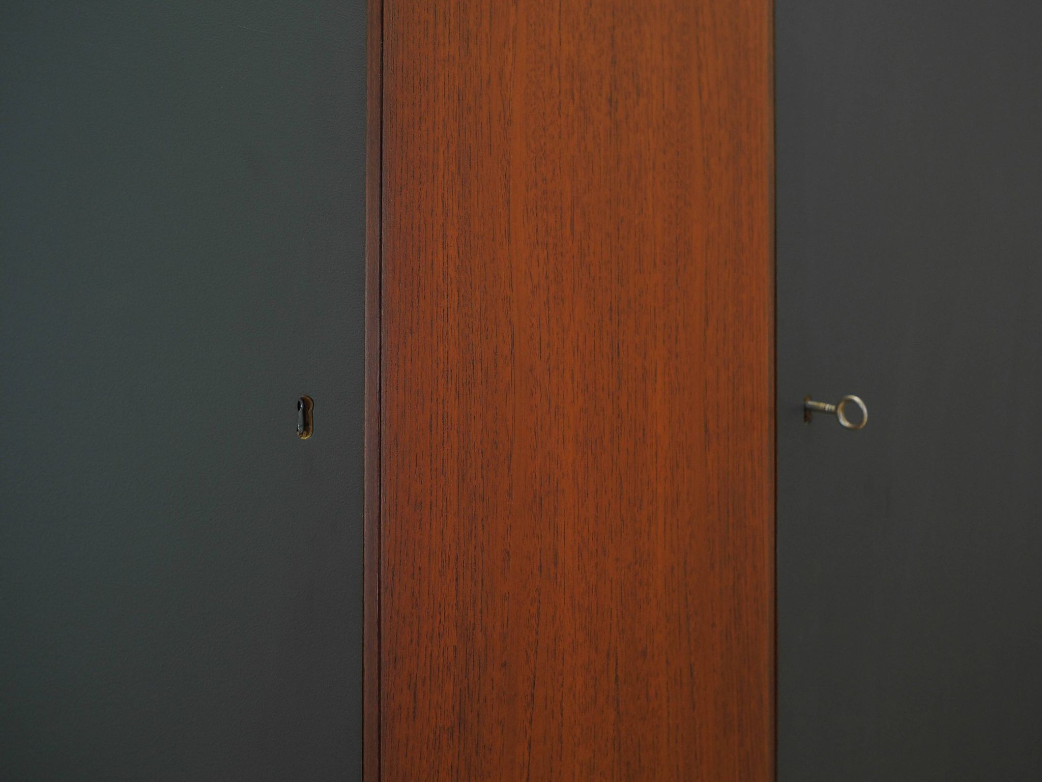 Armoire danoise en teck, années 1960