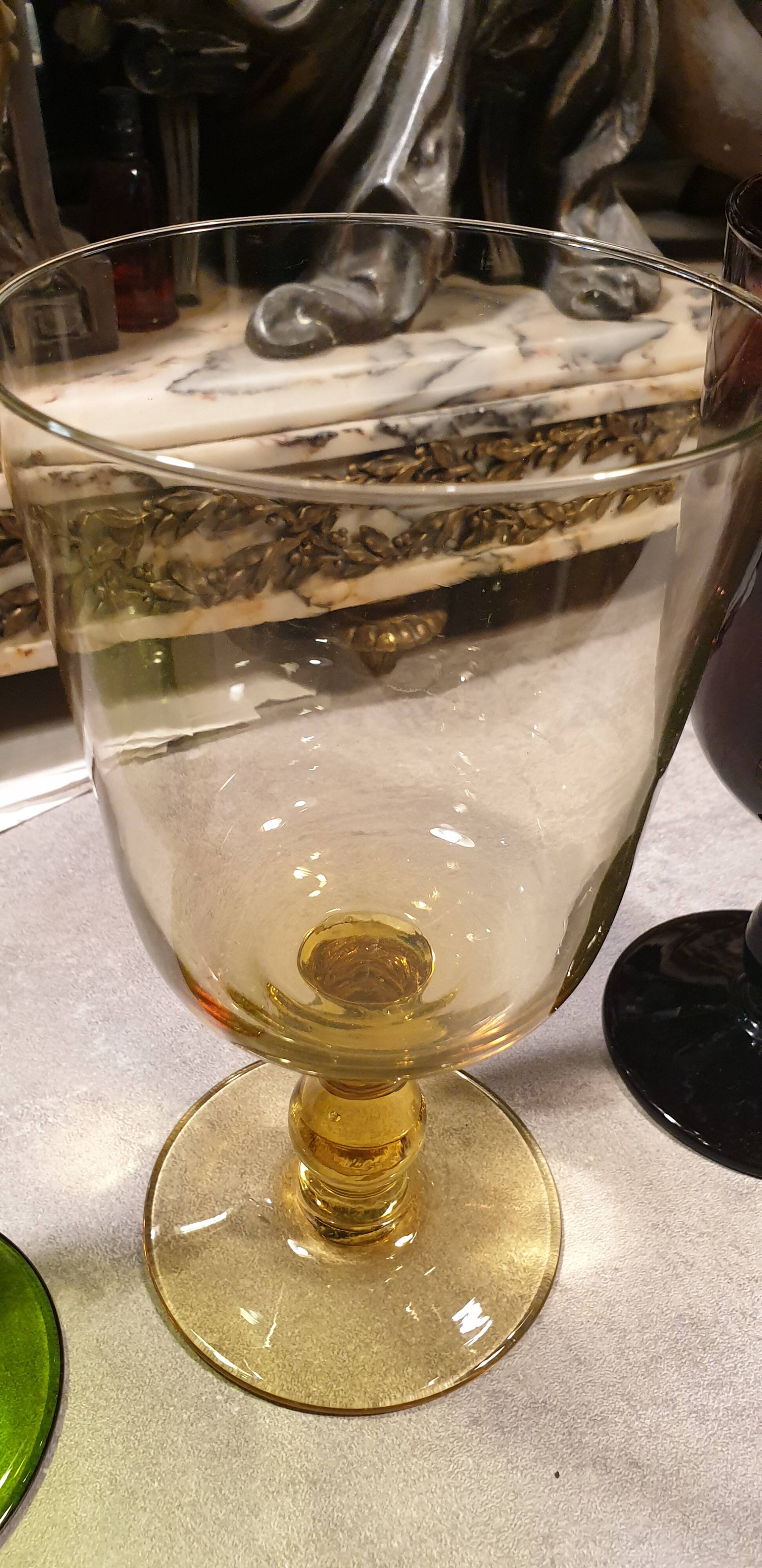 3 safe blown crystal glasses shower stand