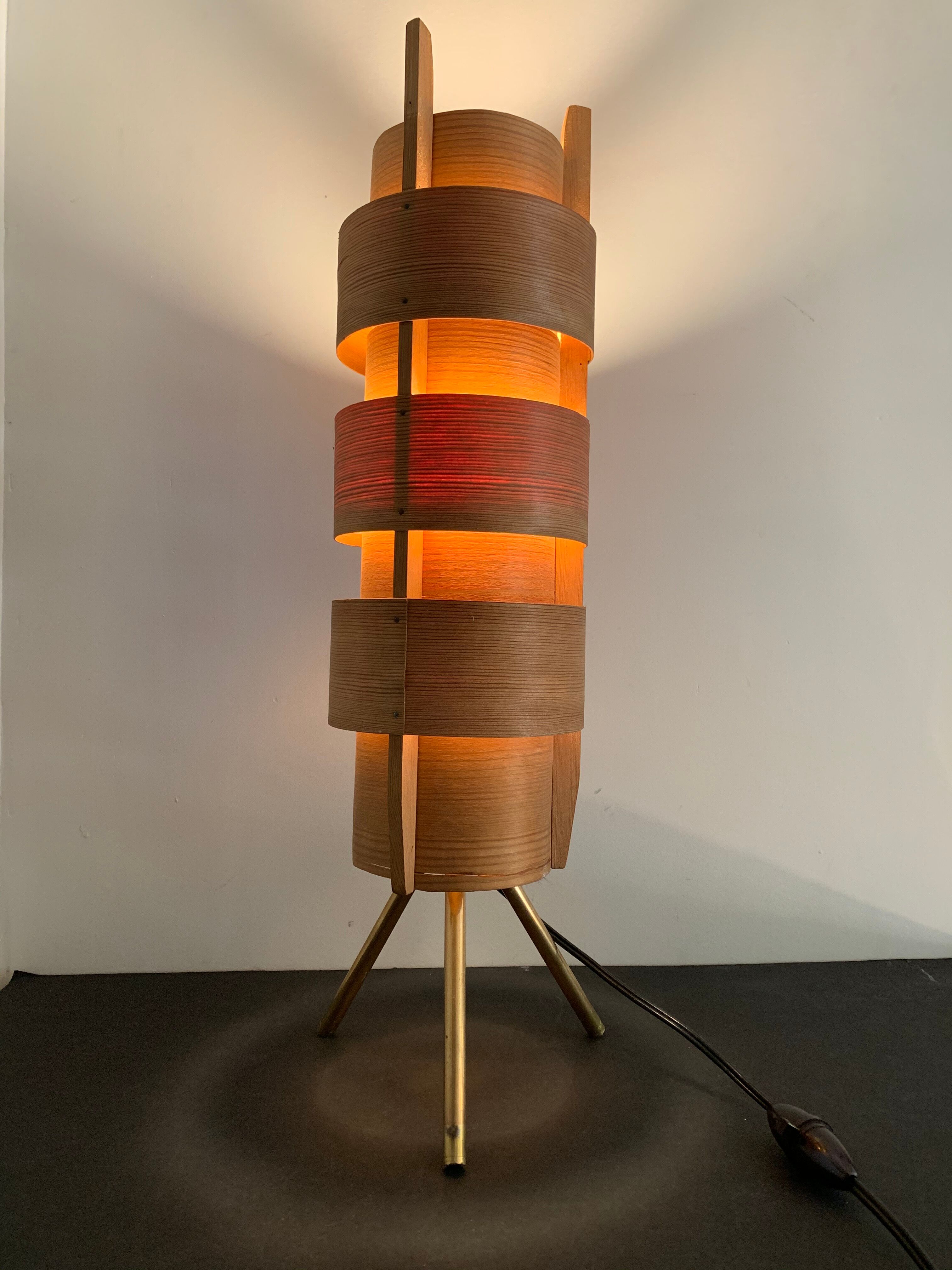 Scandinavian tripod hans-Agne Jakobsson tripod lamp for Ellysett Markaryd 1960