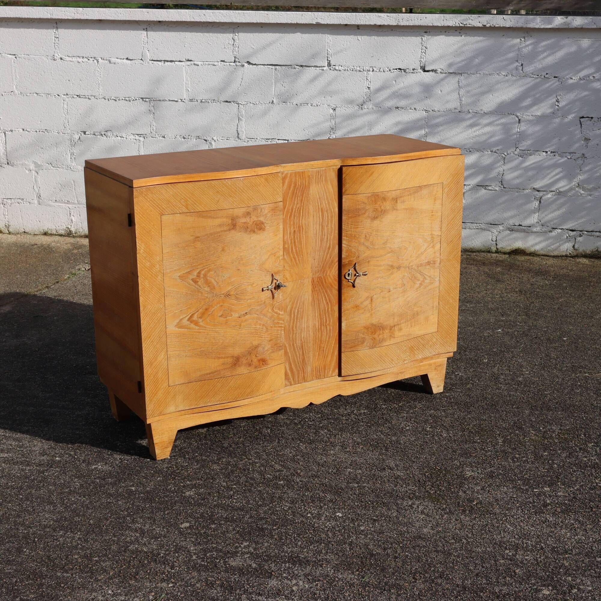French Art Deco Sideboard - Antique Sideboard in Gilded Walnut Marquetry - 1930s