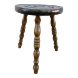 Old tripod stool in solid oak turned 1950 1960