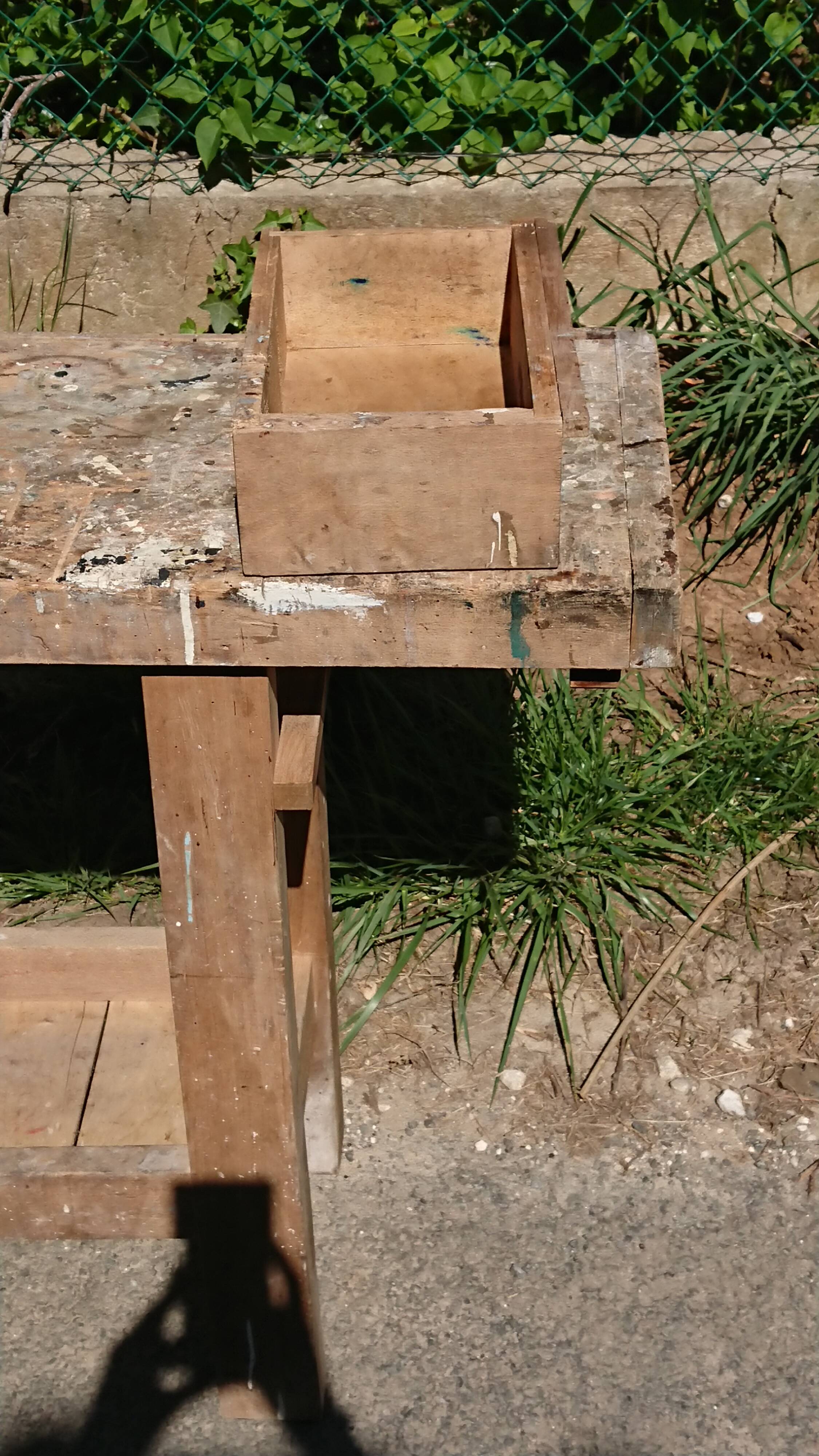 Built in raw wood with its press and valet - GRENAD