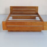 Regain solid elm bed