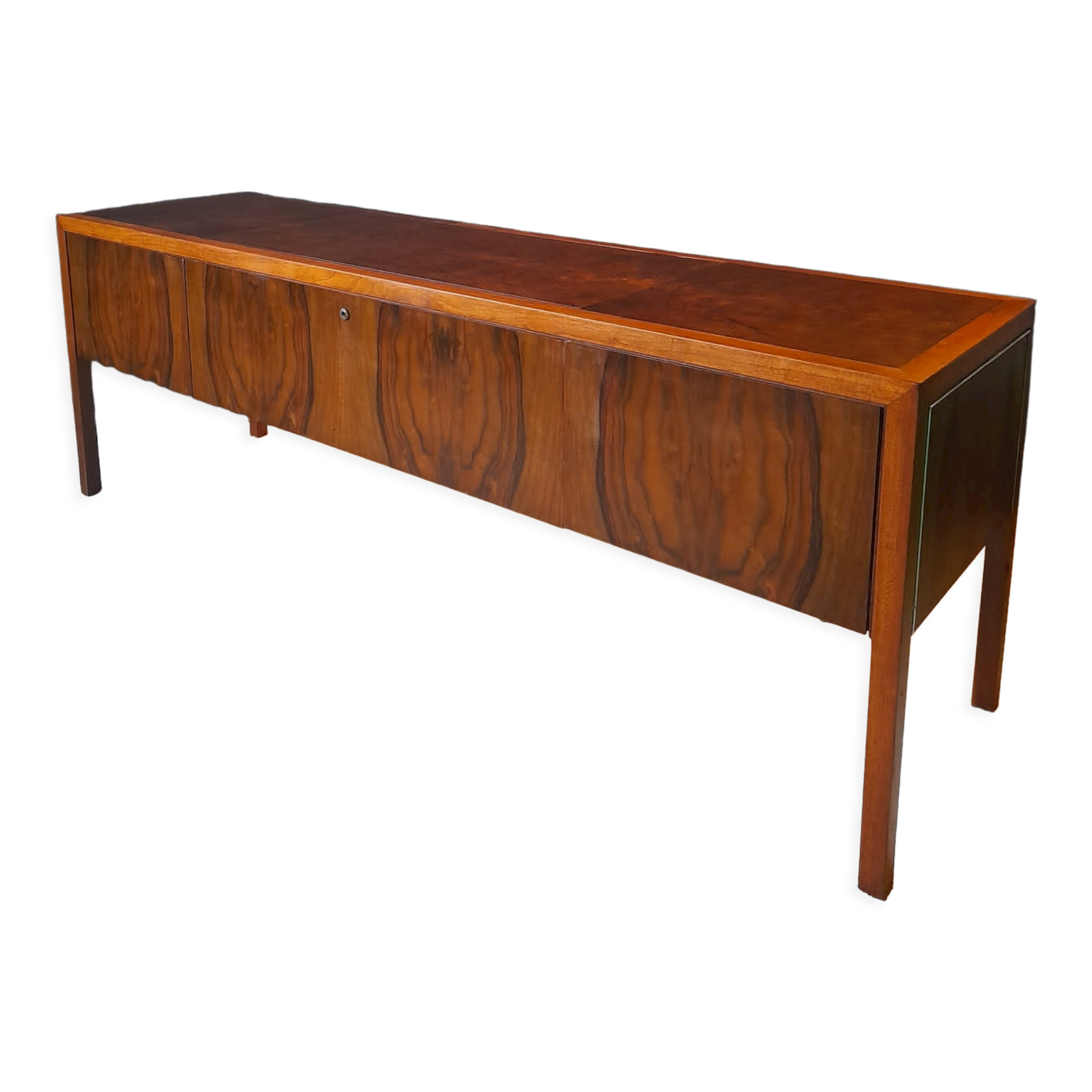Walnut bramble sideboard Biltrite Canada 1970