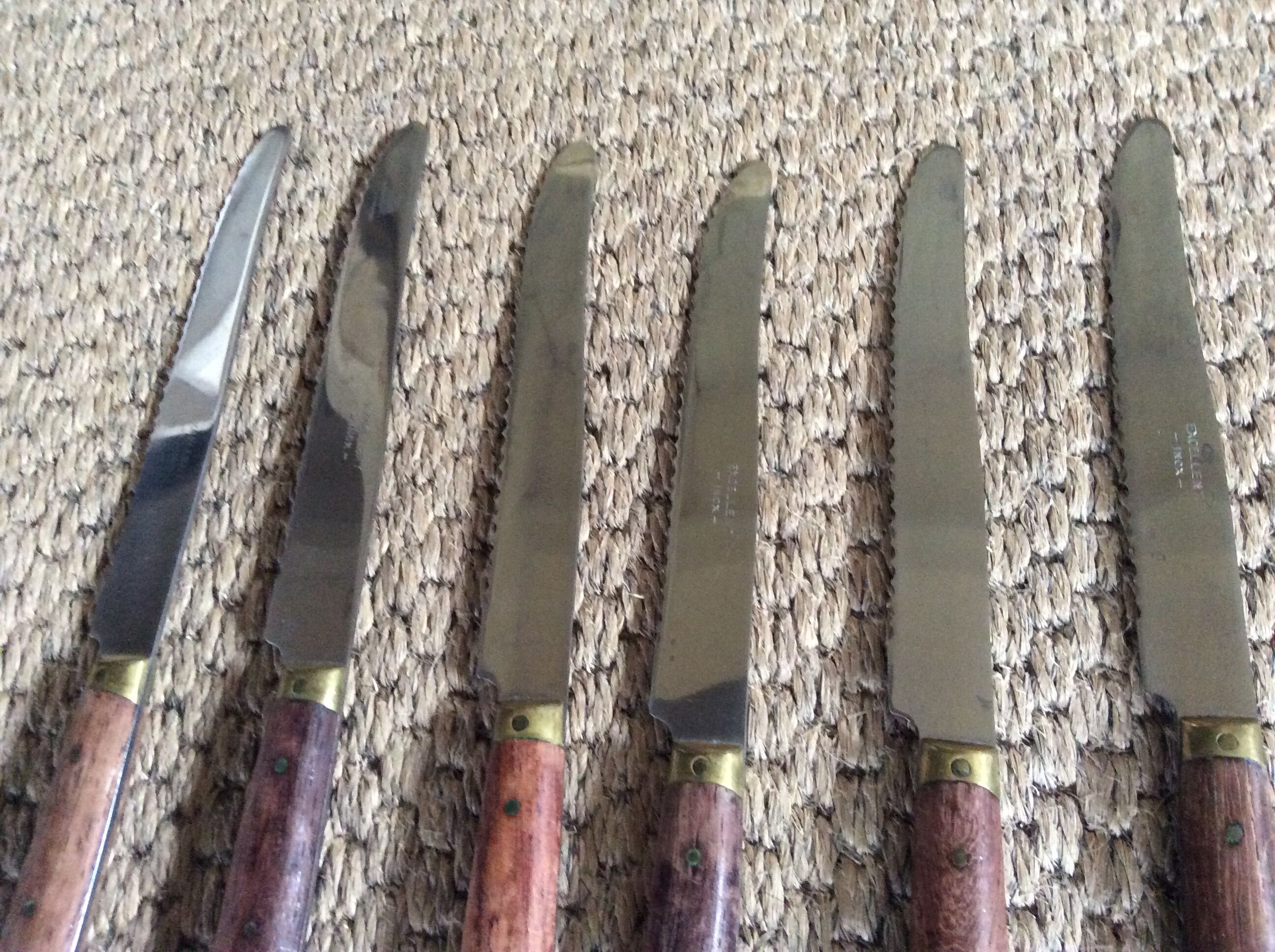 Series of 12 table knives