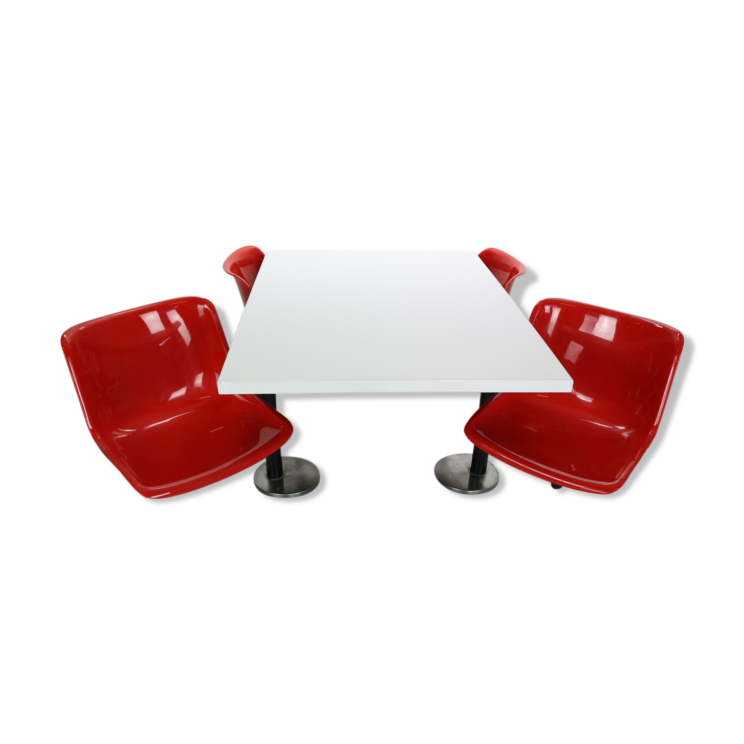 Osvaldo Borsani contemporary table and 4 build in chairs for Tecno, 1970s