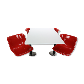 Osvaldo Borsani contemporary table and 4 build in chairs for Tecno, 1970s