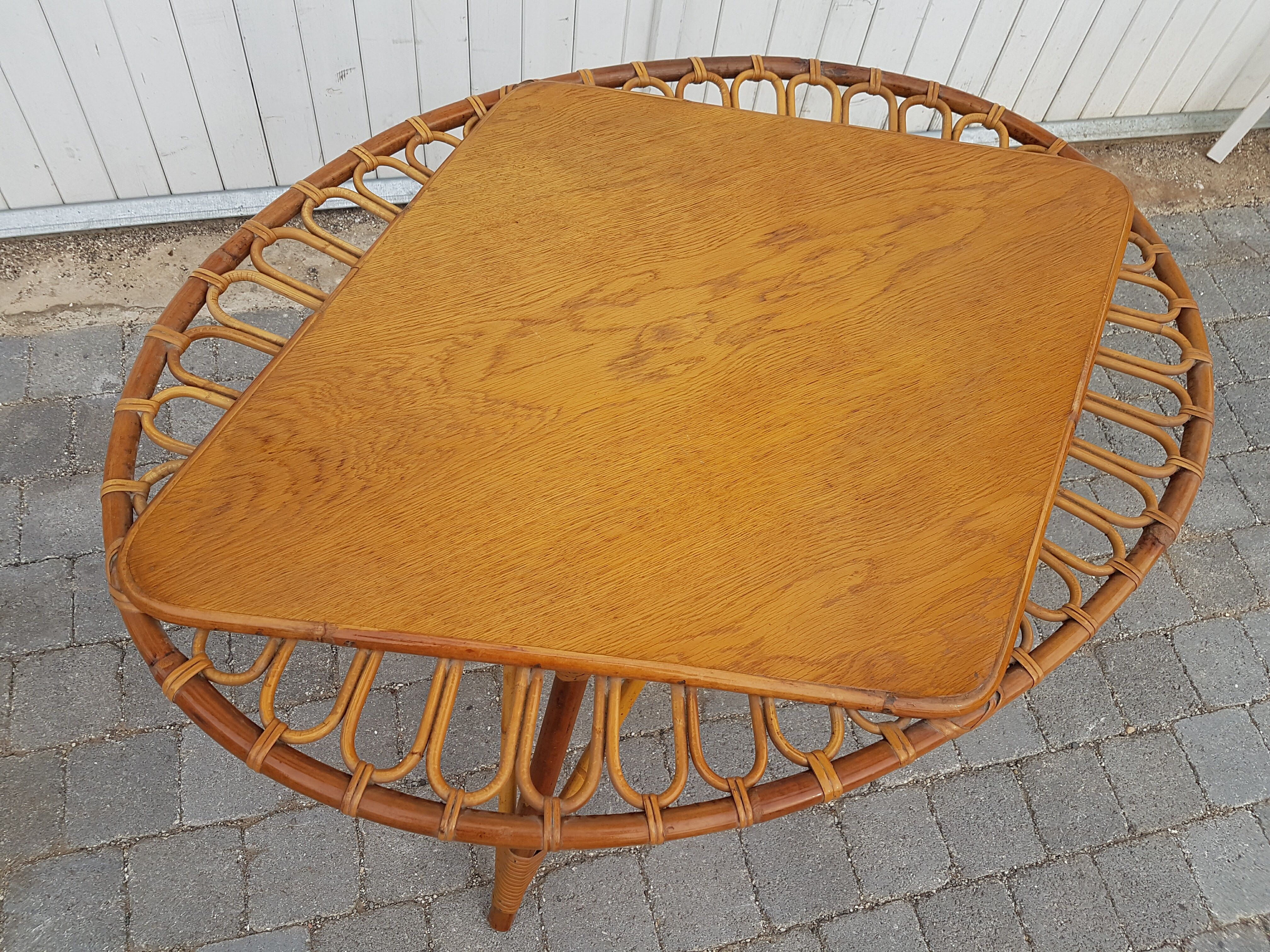 Vintage 1950 rattan coffee table
