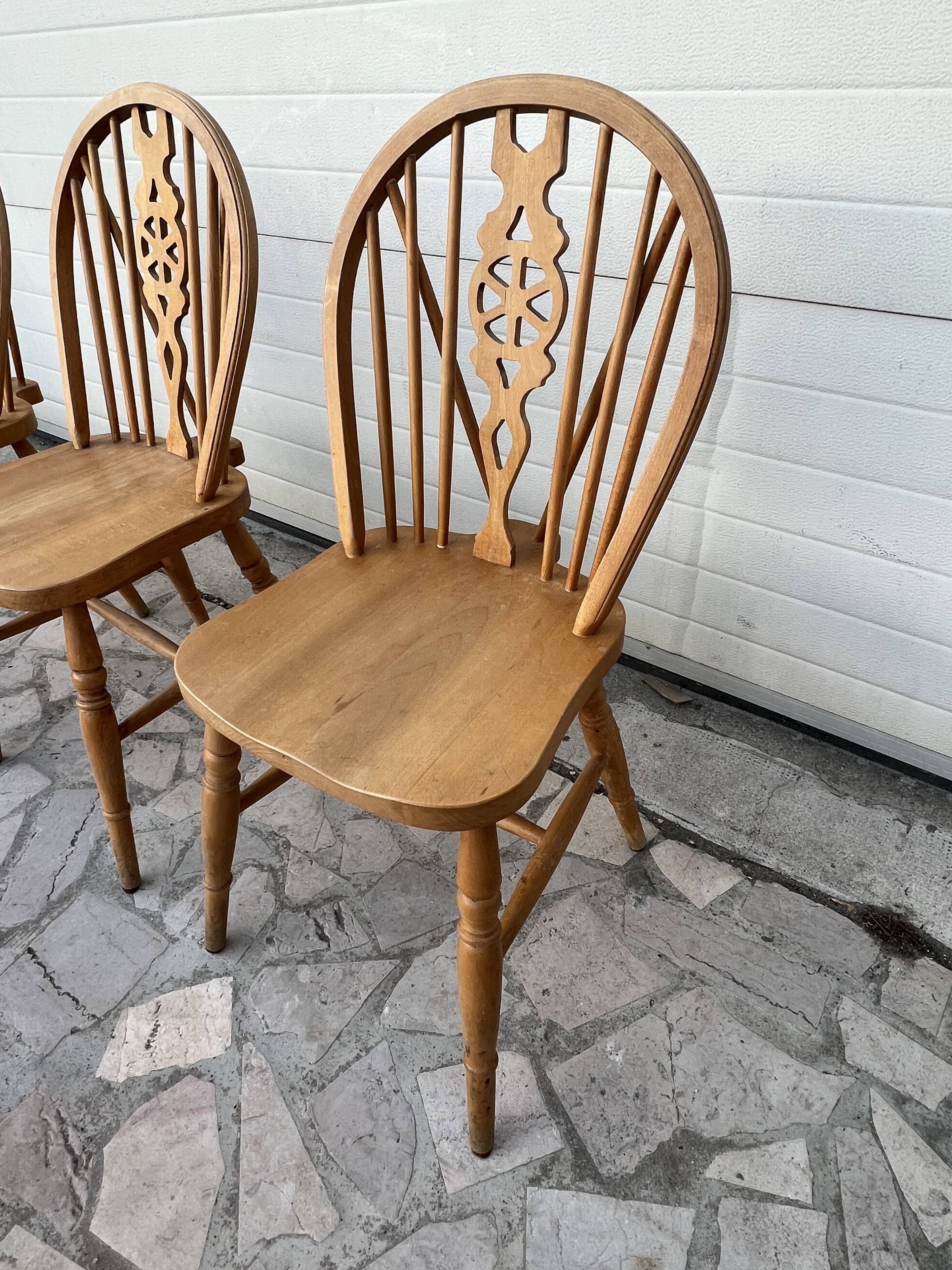 6 chairs bistro windsor wheelback in vintage beech baumann coffee