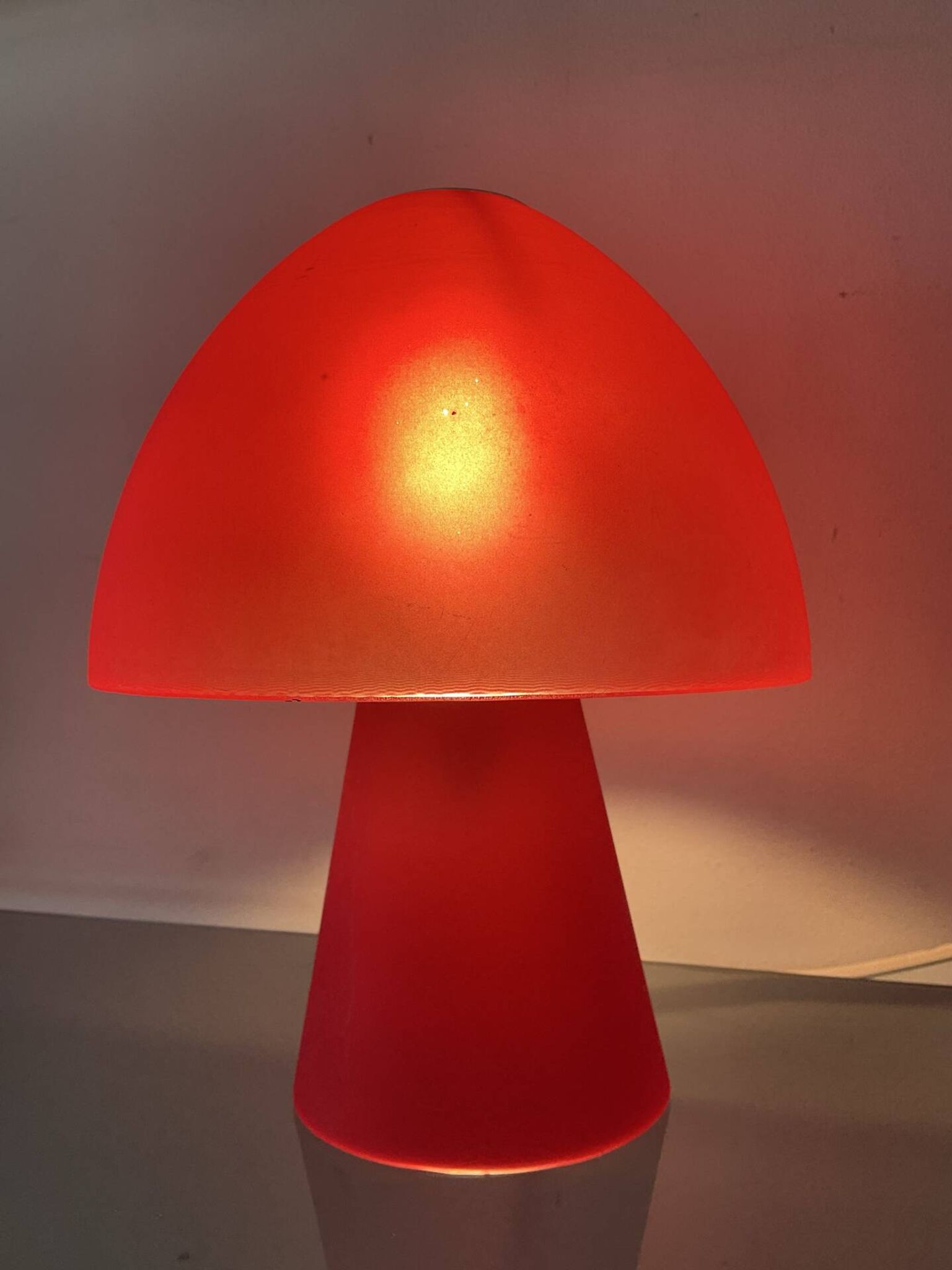 Lampe champignon vintage en verre rouge 